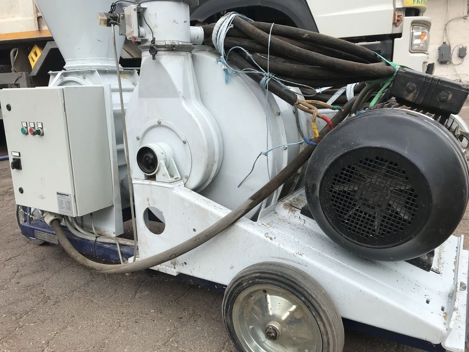 Продам пневмотранспортер Kongskilde SUC 500E