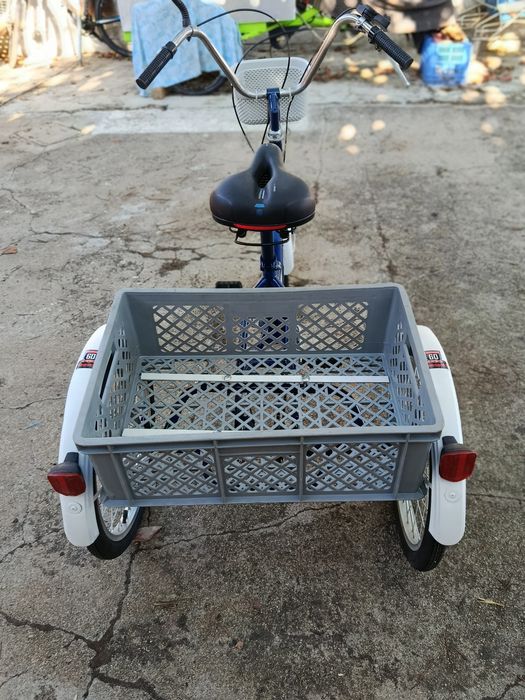 Bicicleta três rodas, triciclo