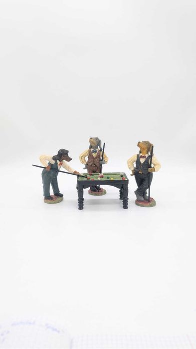 Figurki kolekcjonerskie psów grających w bilard Anglia