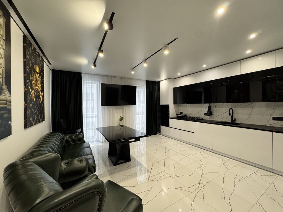 Новобудова Оренда 2кім+кухня-студія, Трускавецька ~ТЦ Victoria Gardens