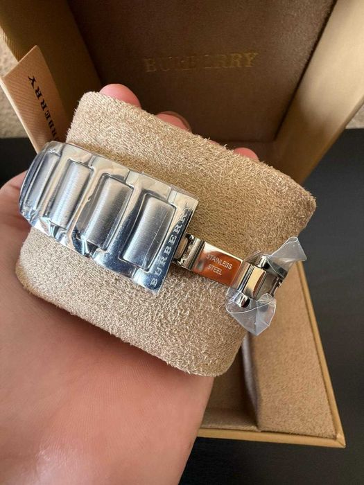 Relógio Burberry BU10005 — Novo, original com caixa e garantia