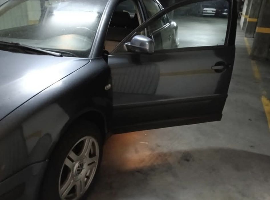 Volkswagen Passat — fotografia 4