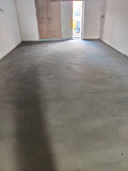 Стяжка пола Полусухая машинным способом