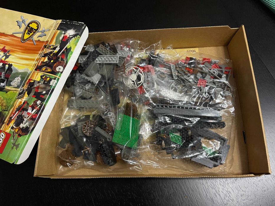 LEGO Castle: Bull’s Attack (6096)