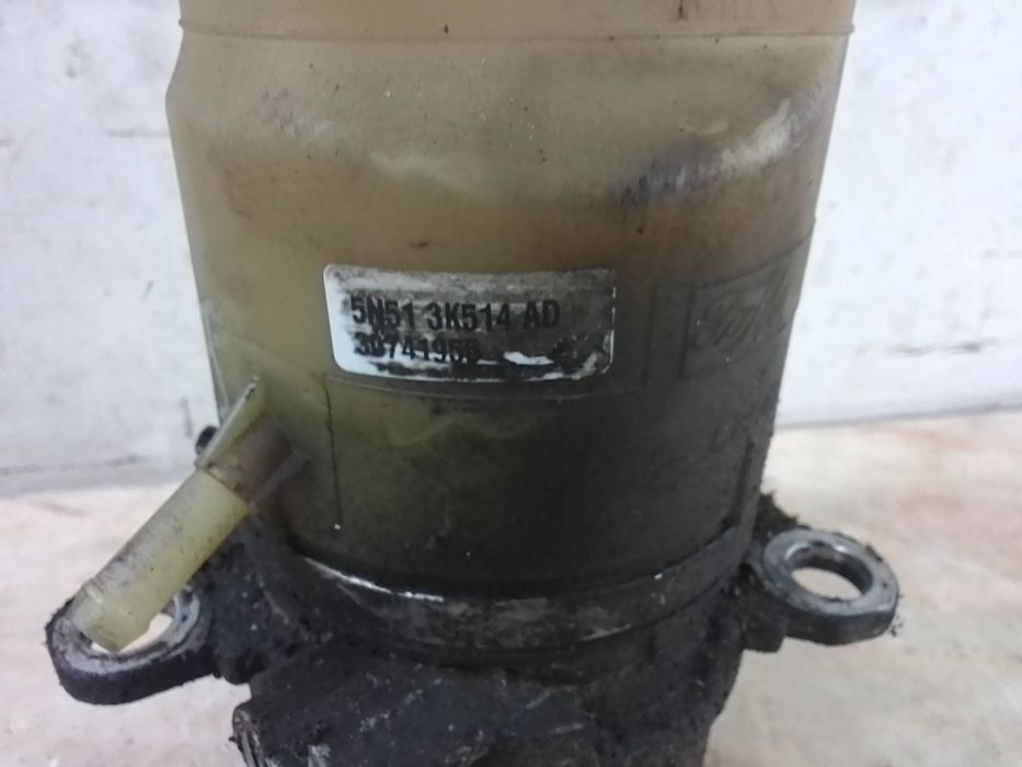 Bomba de direção VOLVO C30