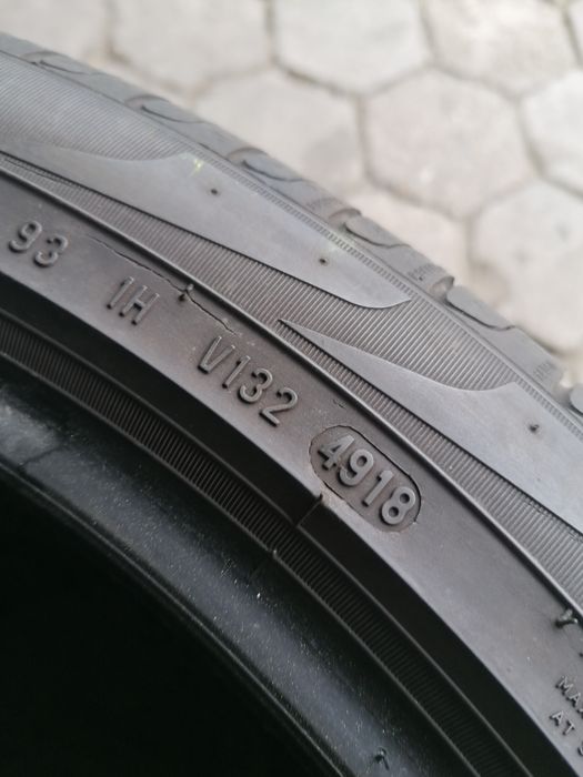 255/40/20 Pirelli