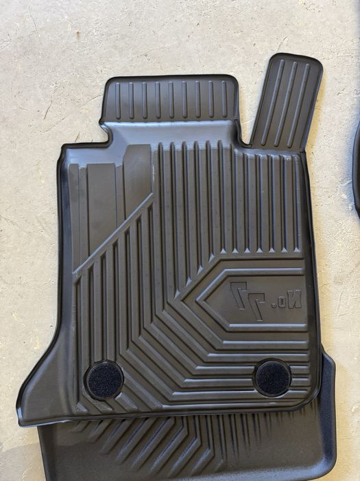 BMW serie 5 G30 Tapetes Borracha