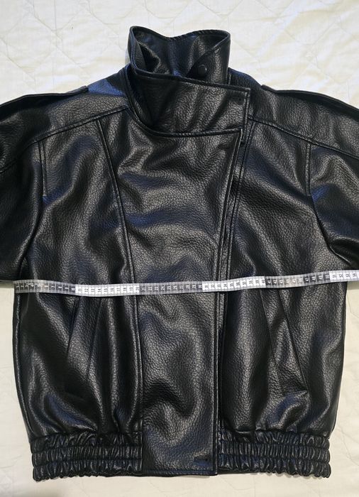 Косуха черного цвета