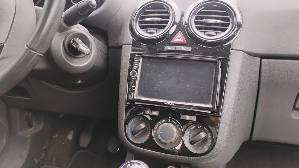 Kokpit , deska rozdzielcza opel corsa d