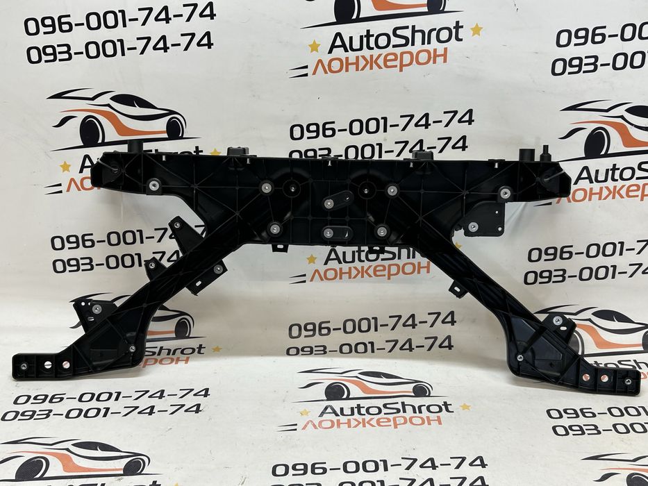 Передняя панель телевизор Tesla Model Y