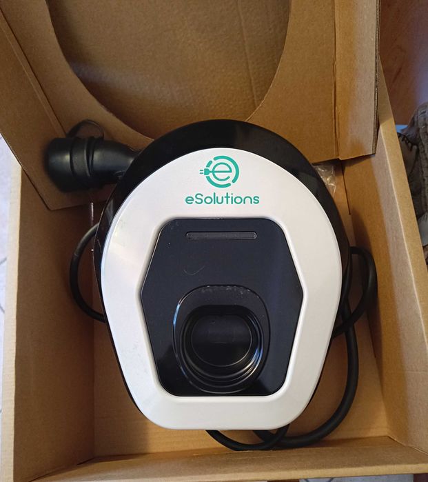 Wallbox novo para carro elétrico o plugin nunca utilizado.