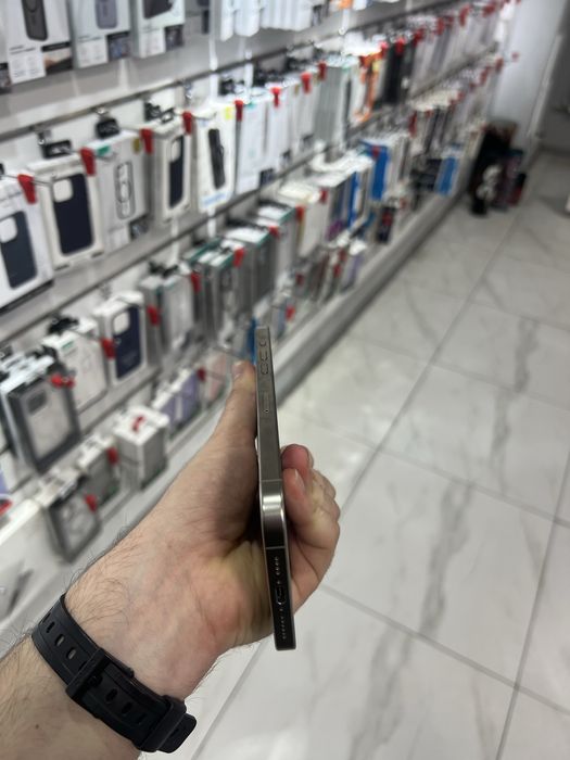 Iphone 15 pro max 256gb 88% natural