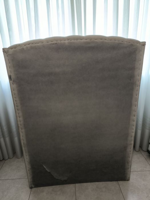 Cabeceira estofada para cama – confortável e sofisticada