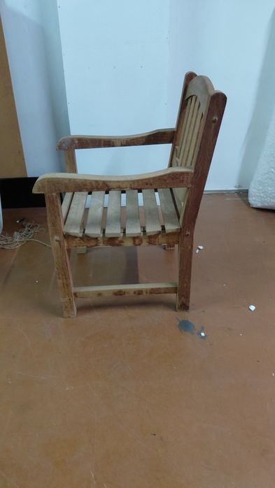 Cadeirão TEKA 56x60x92cm altura