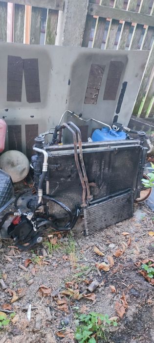 części do Alfy 159 1.9/ 2.4 jtdm
Rozrusznik 
Wachacz przód 
Drzwi