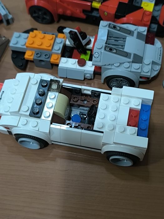 LEGO Speed Champions, Ferrari e Porsche