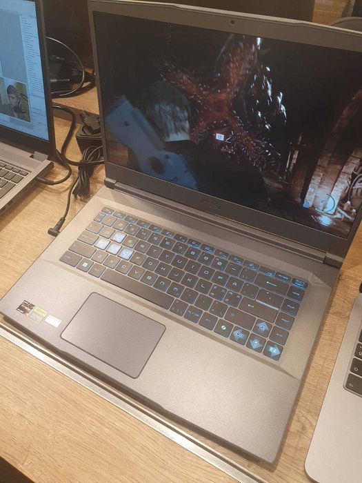 Игровой ноутбук MSI Thin A15 B7UC-009NEU б/у: быстрый Ryzen 5, современная память DDR5 и графика RTX 3050