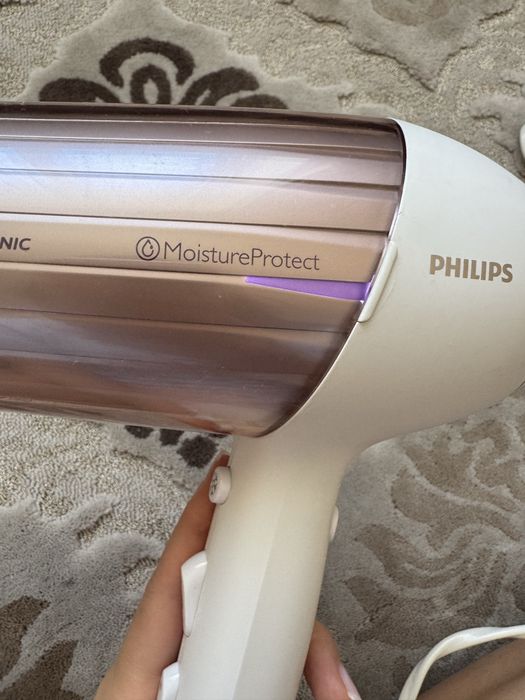 Фен Philips ionic