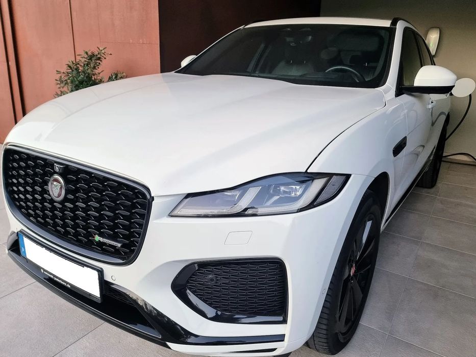 Jaguar F-Pace 2.0 P400e AWD R-Dynamic Black