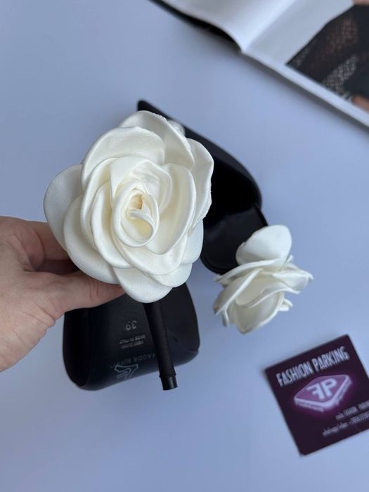 туфлі відомого бренду