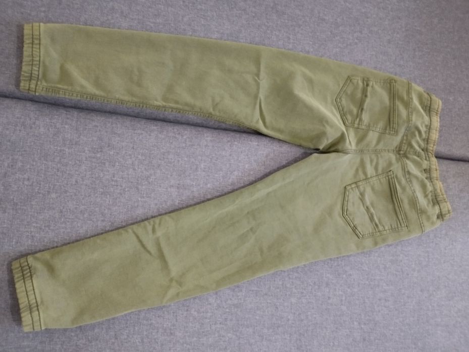 Оливкові джогери Reserved