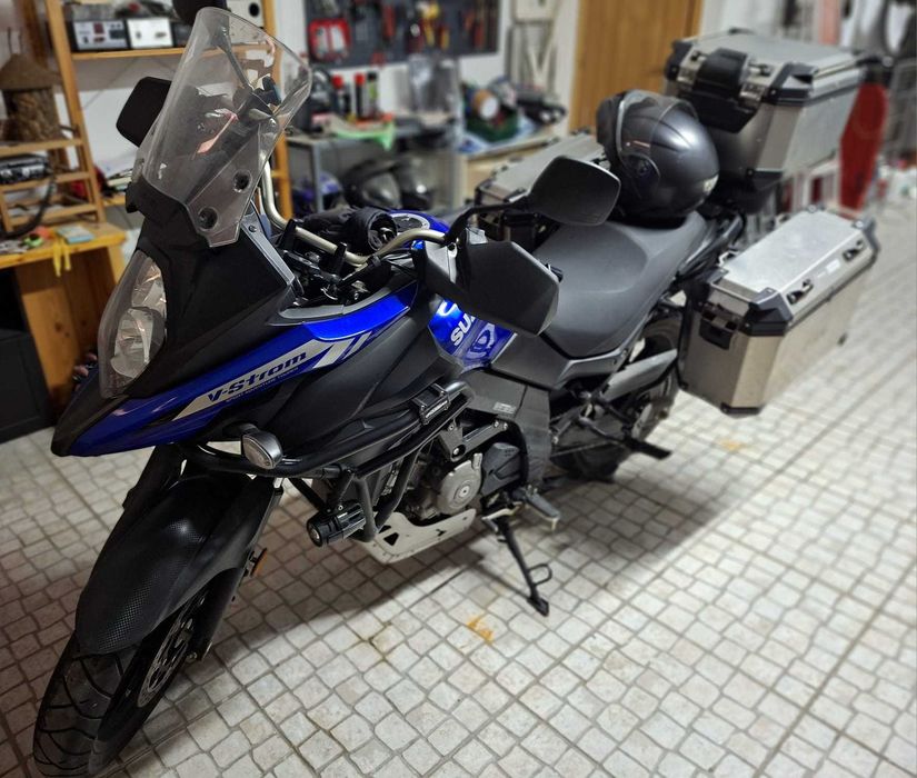 Vendo Suzuki V-Strom 650 de 2025