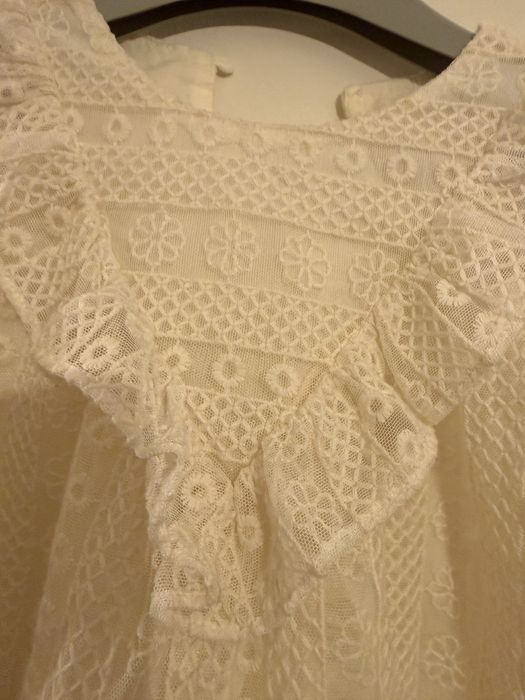 Sukienka zara 104, koronkowa, ażurowa ecru
