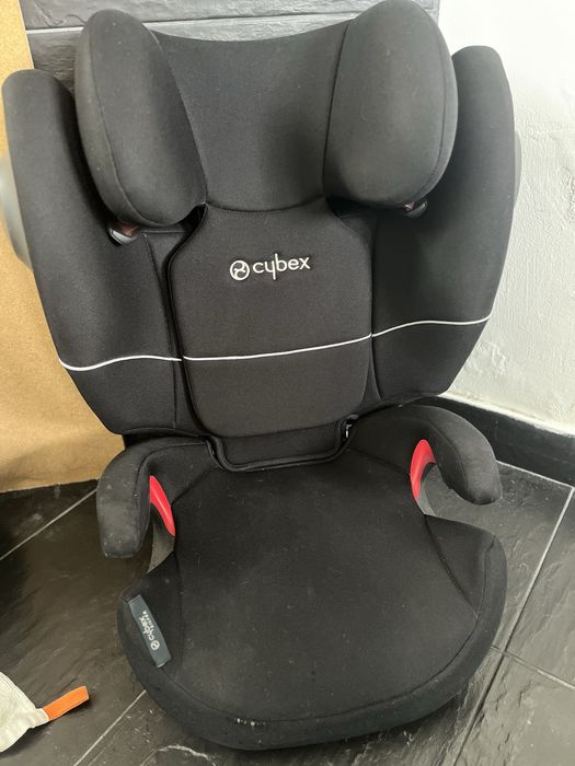 Cadeira tipo 2-3 cybex, com isofix.