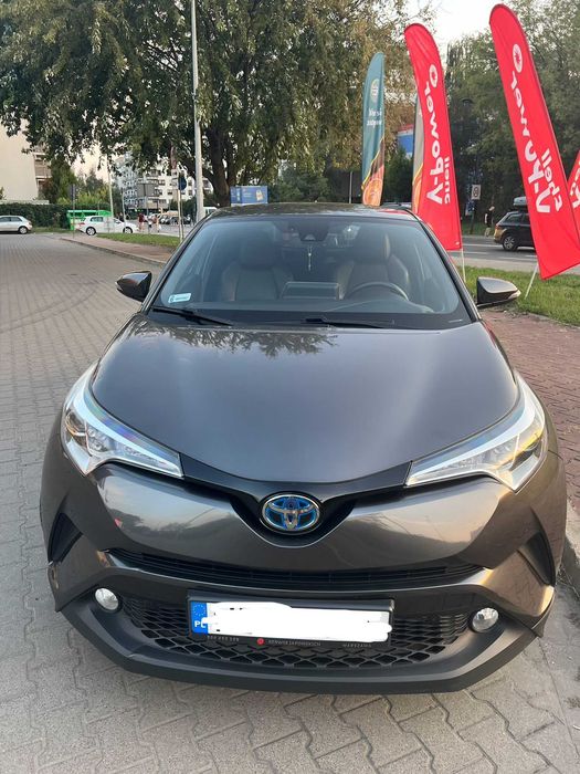 Toyota C-HR Hybrid | 2017 | 1.8 Hybrid | 72 kW