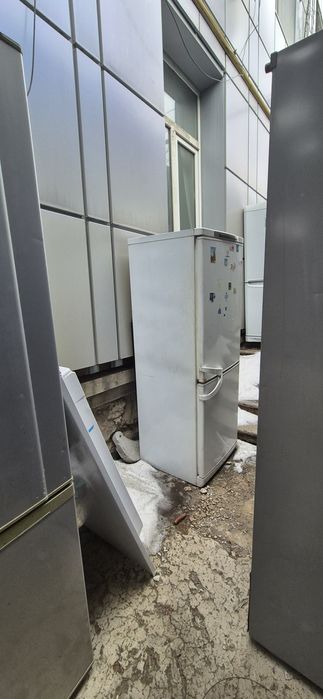 Продам холодильник