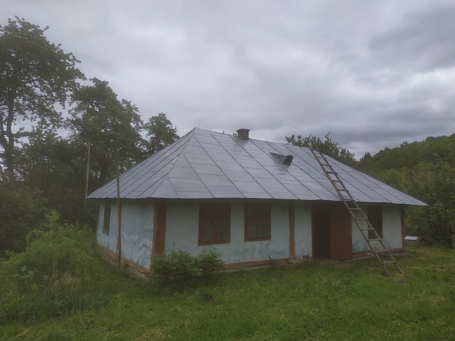 Ремонт даху, фарбування, заміна жолобних ринв, покрівля