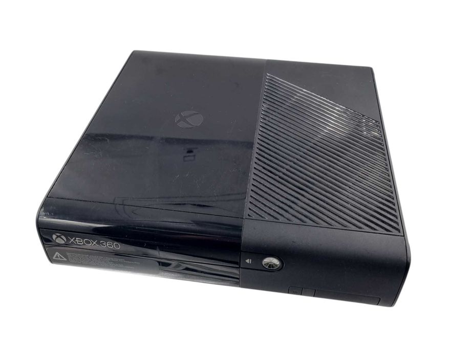 Xbox 360 E 250 GB – zestaw gotowy do grania!