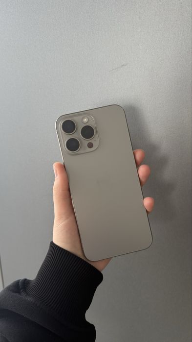 Apple iPhone 15 Pro Max 256Gb Гарний стан