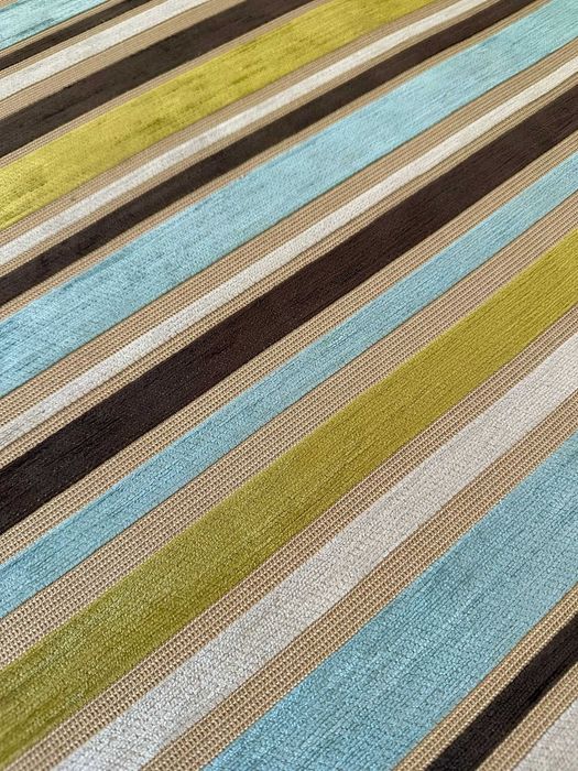 Sofá Chaise Long com Almofada de Penas – Excelente Estado