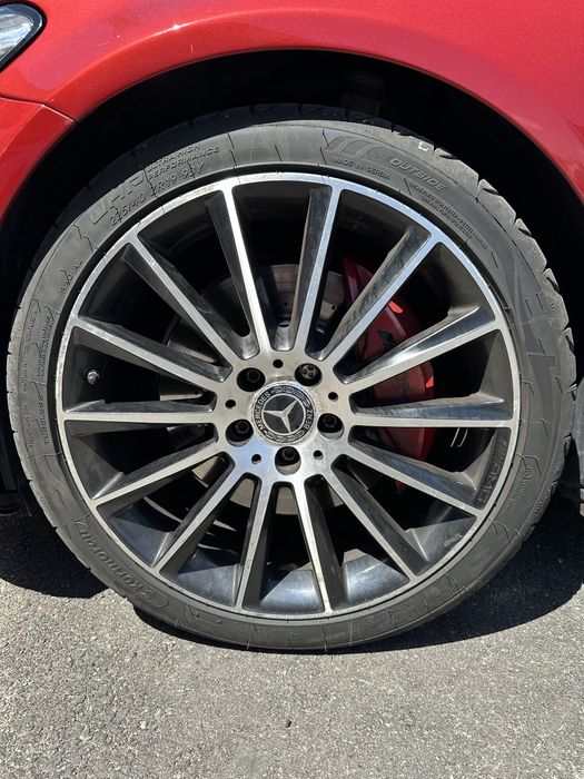 Jantes turbine 19 5x112 7,5j e 8,5j traz com pneus originais Mercedez AMG com marcas de uso