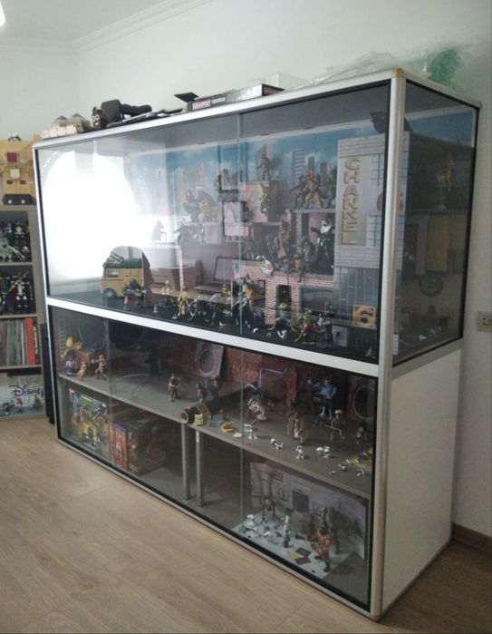 Vitrine em Alumínio com LEDs