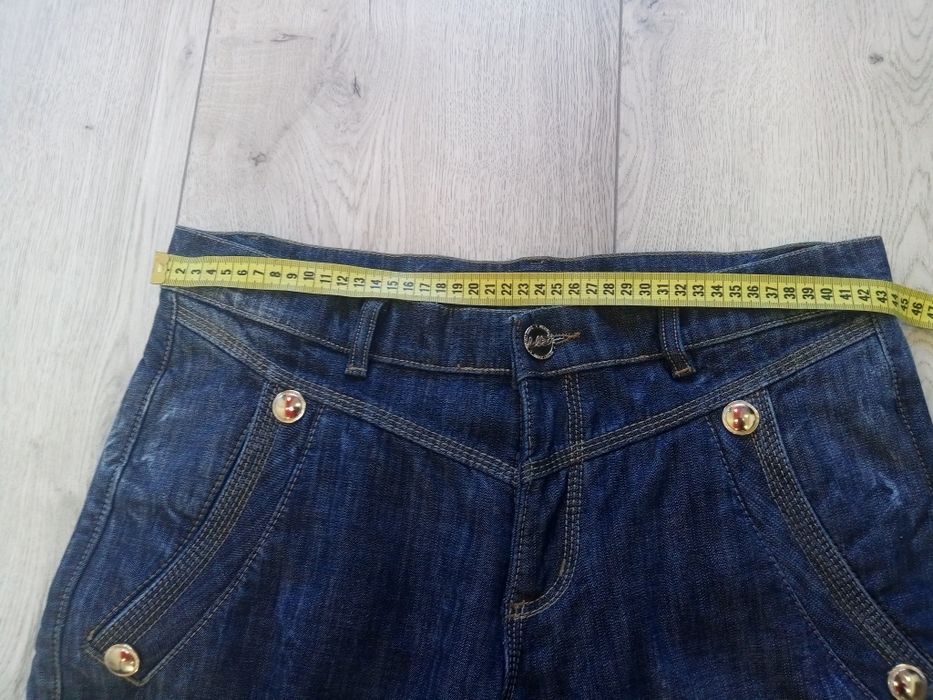 Чоловічі джинси REVOLT