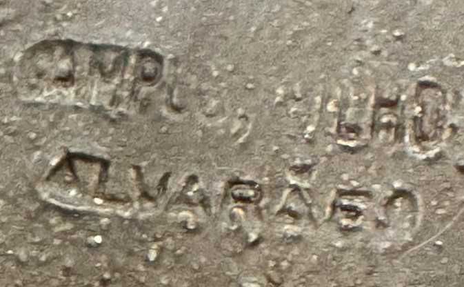 Vaso centenário em Grés da Campos Filhos Alvarães. medidas 30X32 cm