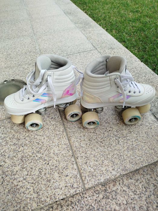 Patins como novos