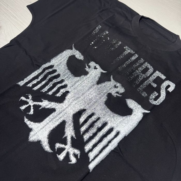 Vultures T-Shirt Black / White Kanye West Черные Псы