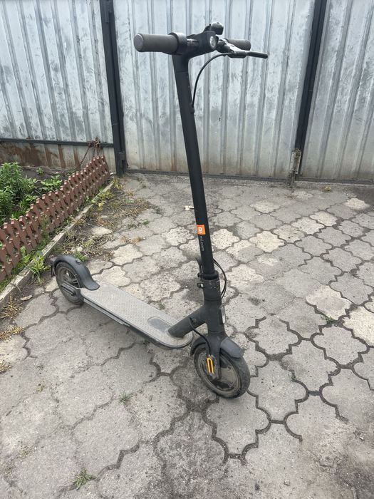 Електросамокат Xiaomi