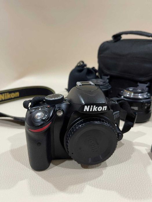 Nikon D3200 + 4 lentes + Case + 2 Baterias