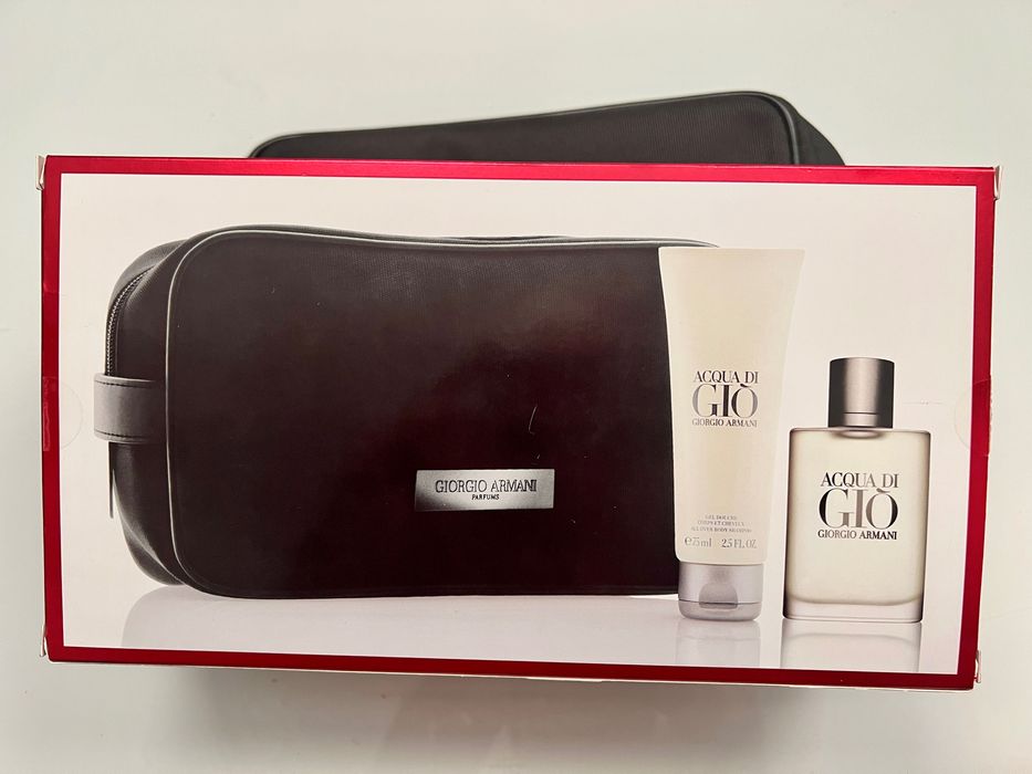 Duża czarna kosmetyczka Giorgio Armani