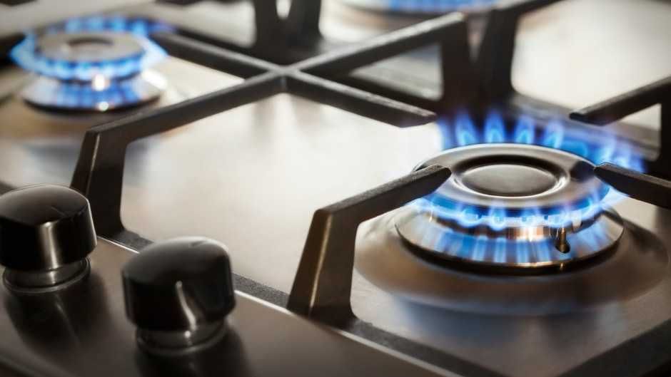 Naprawa kotłów gazowych, podgrzewaczy, podłączenia kuchenek i płyt.