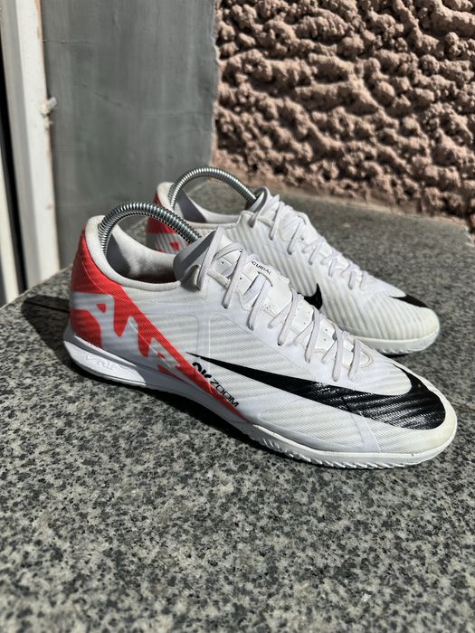 Футзалки Nike Air Zoom Mercurial Vapor 15 Academy IC (DJ5633-600) оригінал 41 розмір