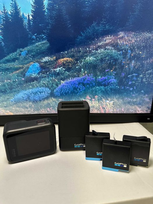 GoPro HERO8 Black 4K 60FPS + 3 baterie + ładowarka