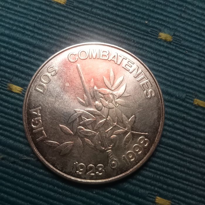 moeda 1000 escudos prata liga dos combatentes