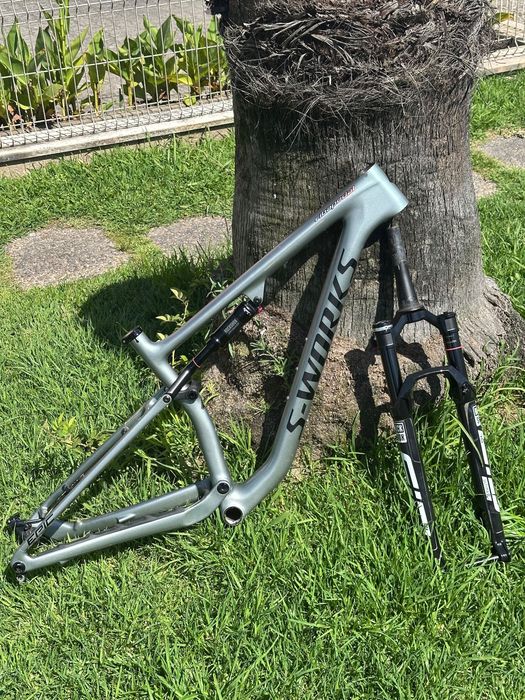 Quadro Specialized S-Works Epic 7 / Epic (Tamanho M) + Suspensão RockShox SID Flight Attendant 110mm
