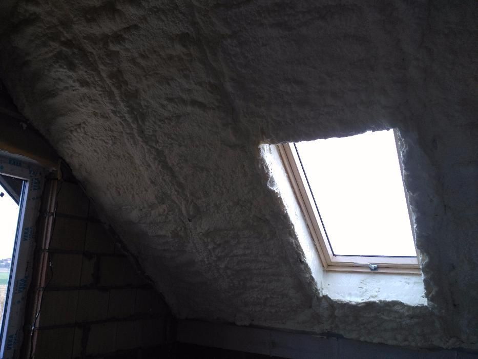 Piana PUR, ocieplanie poddaszy pianką PUR, Izolacje natryskowe Jarocin