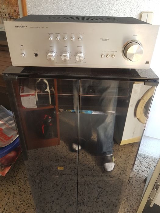 Sharp Amplifier64550352982786121